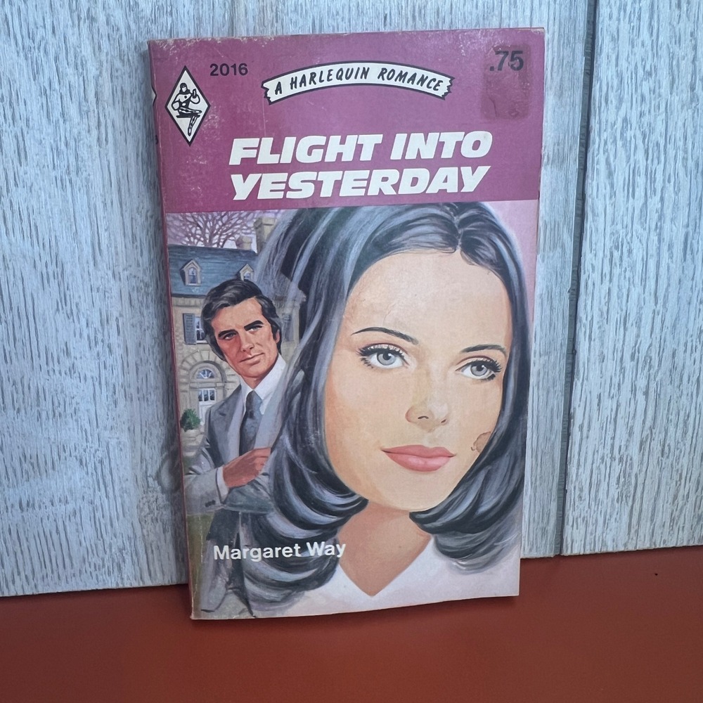 Vintage Harlequin Romance Flight Into Yesterday Margaret Way 1976 Paperback 2016